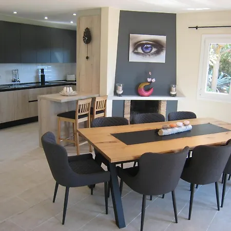 Σπίτι διακοπών Villa De 5 Dormitorios Con Piscina Privada En L'Estartit - Es-323-69 L'Estartit